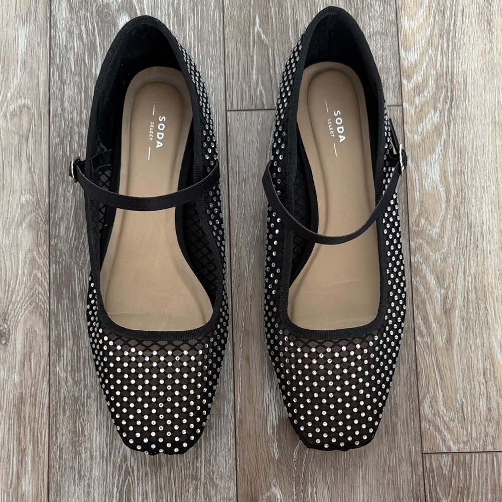 SODA STUDDED MARY JANES